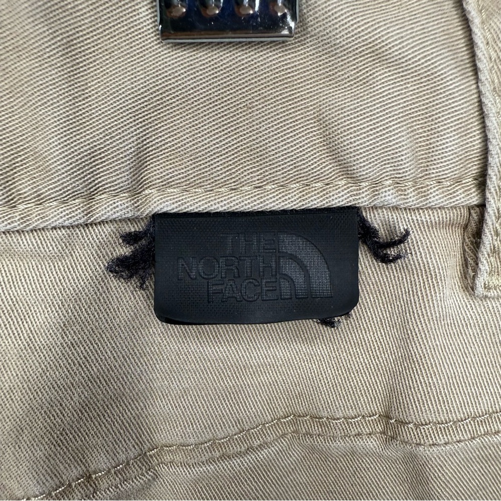 The North Face Khaki Chinos Classic Flat-Front Design Size 36 Waist GUC See Pics - Picture 3 of 9